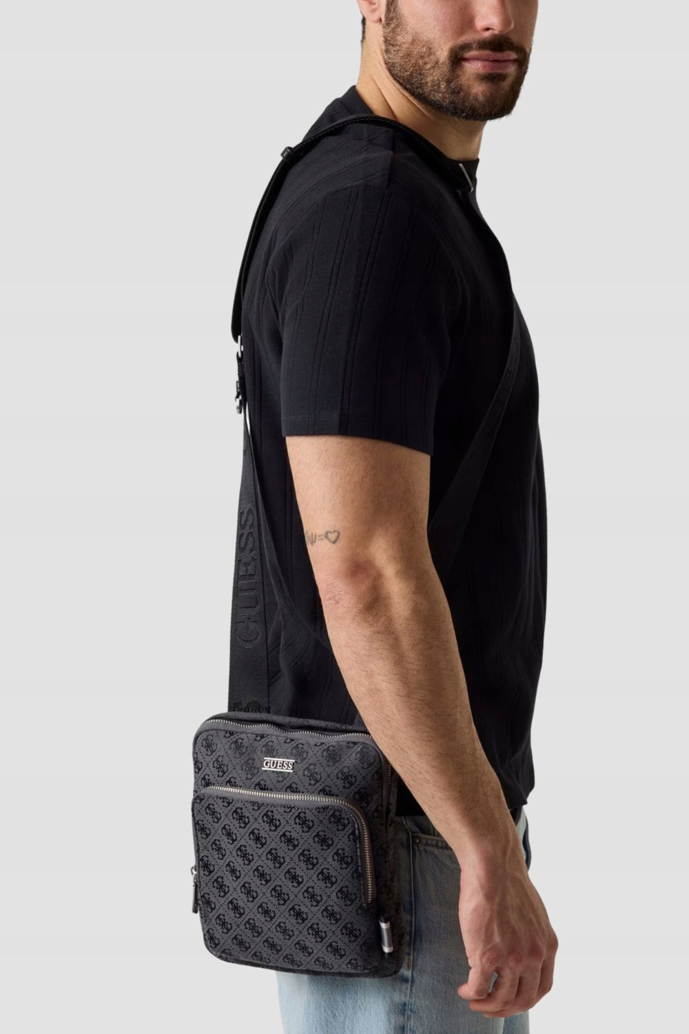 GUESS Black men's fabric sachet in monogram Boston Main pattern logotype
