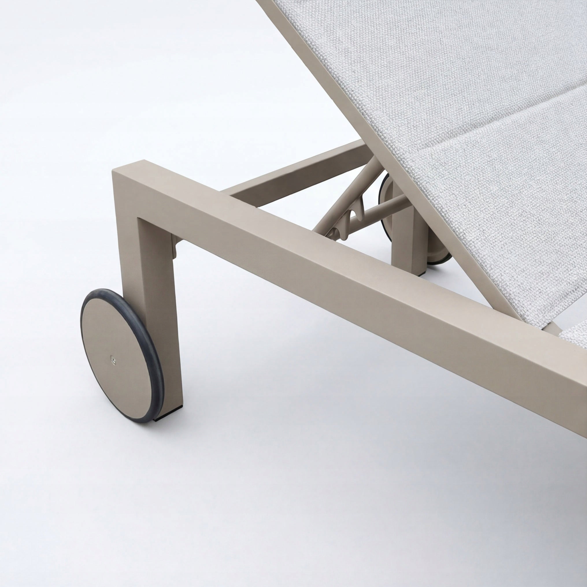 Garden Sun Lounger Swimming Pool Aluminium with Wheels Sun Lounger for Terrace 190x65x35 cm Packaging status original