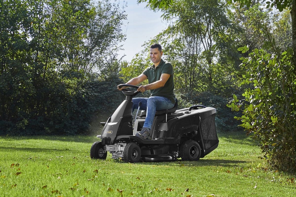 Garden tractor with basket 150L ALPINA BY STIGA AT2 66 QA 3in1 Mulching Packaging status original