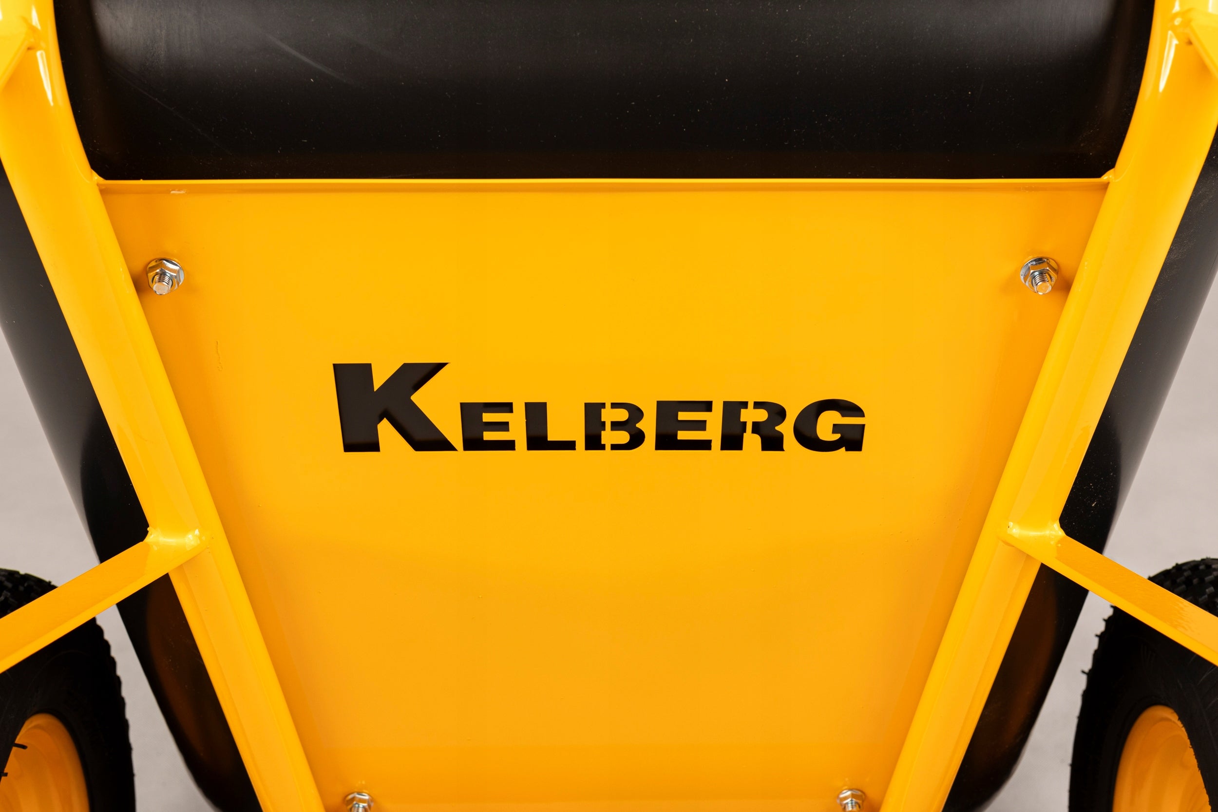 Garden wheelbarrow two-wheeled cradle feed trolley JAPANESE 350L KELBERG YELLOW EAN (GTIN) 5905771701338