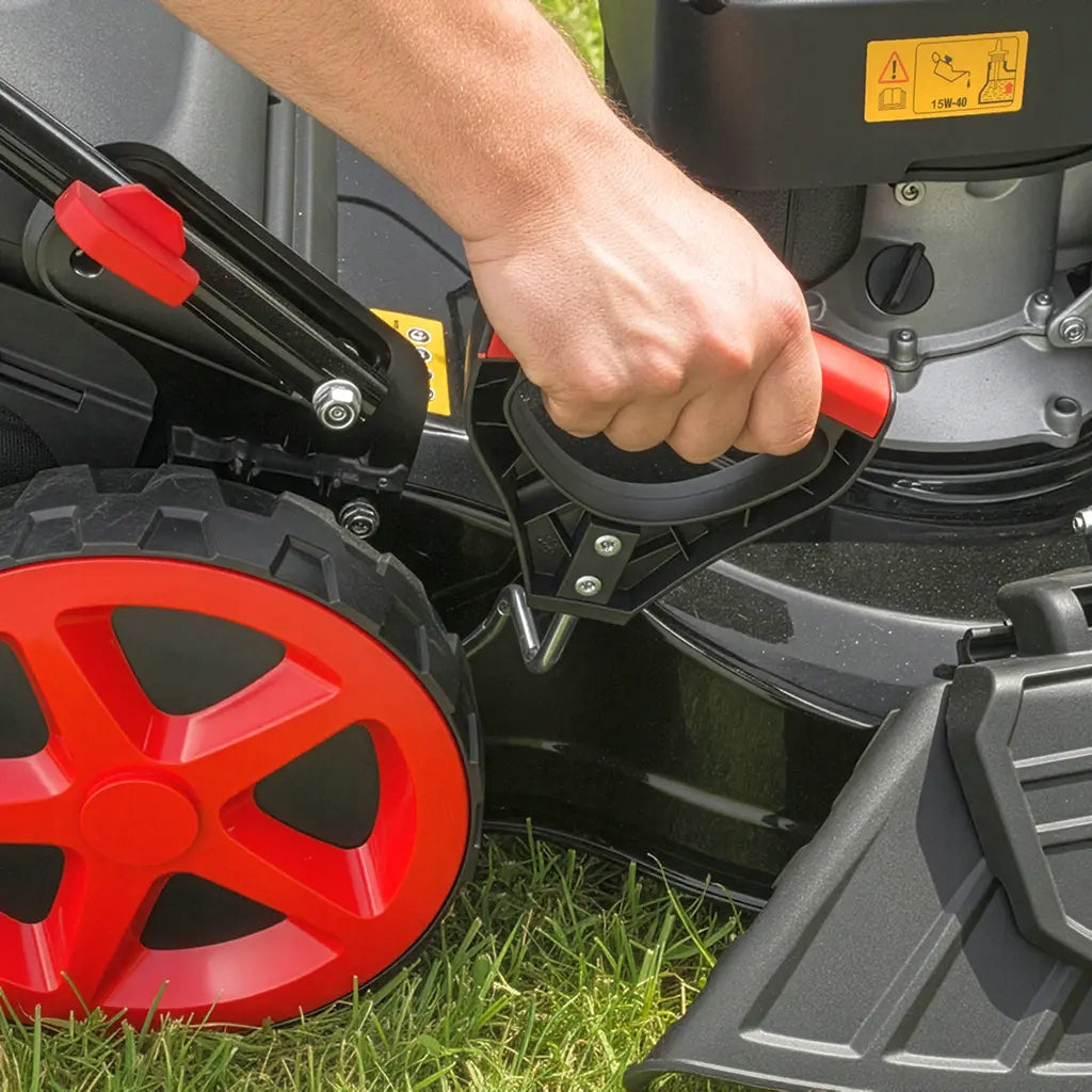 Gasoline Lawn Mower with Drive 196CC Engine 51cm POWERFUL 4-in-1 WERKBERG 60L Internal combustion engine power 4.6 KM