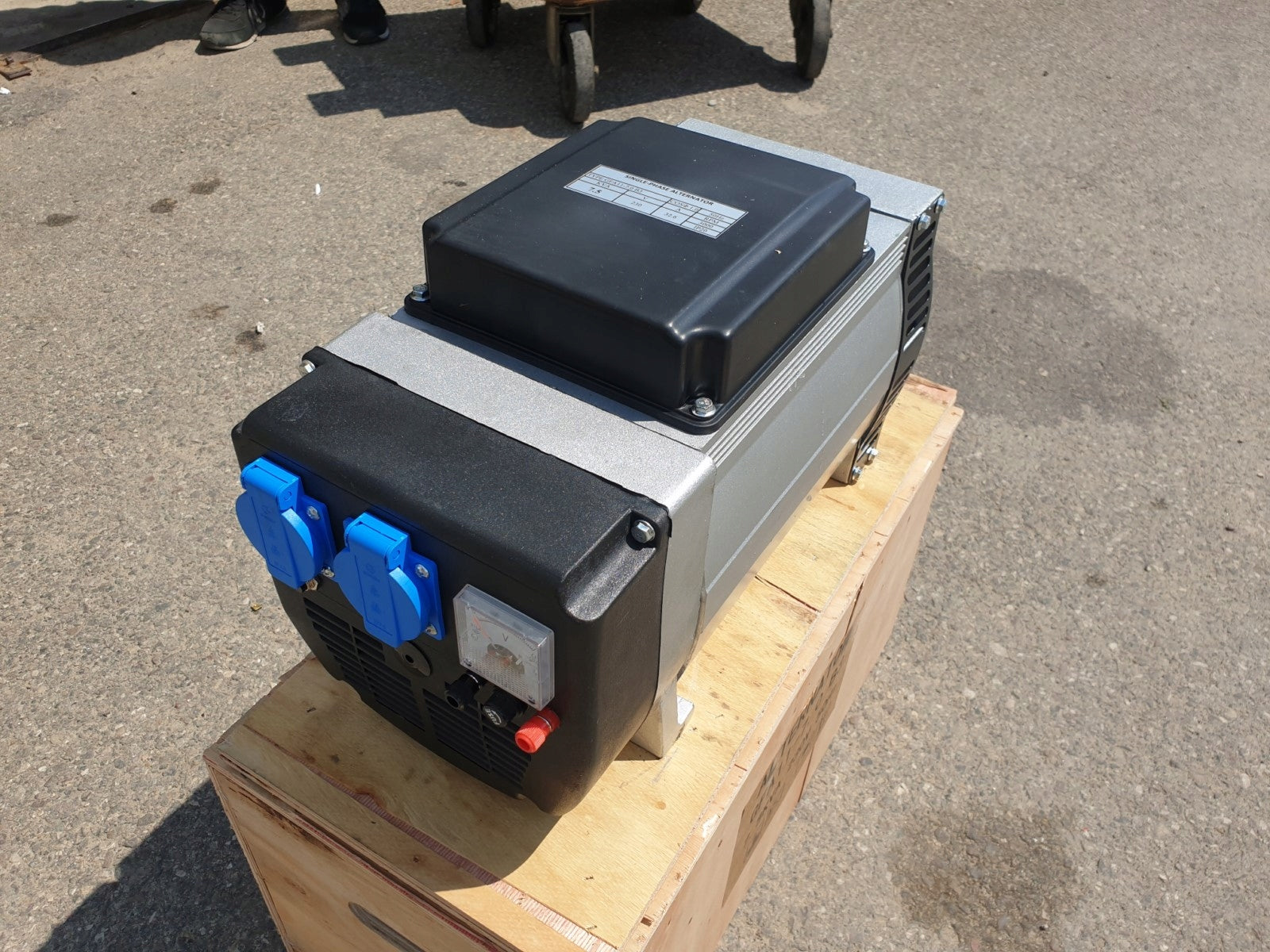 Generator set 8,5 kW, 230V, AVR - copper Brand Awapower