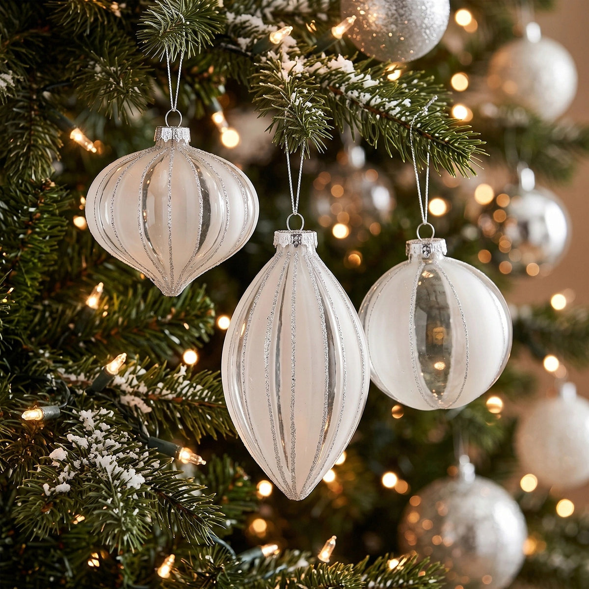 Glass transparent Christmas tree baubles 11 cm Christmas tree fittings 12 pcs mix Packaging status original