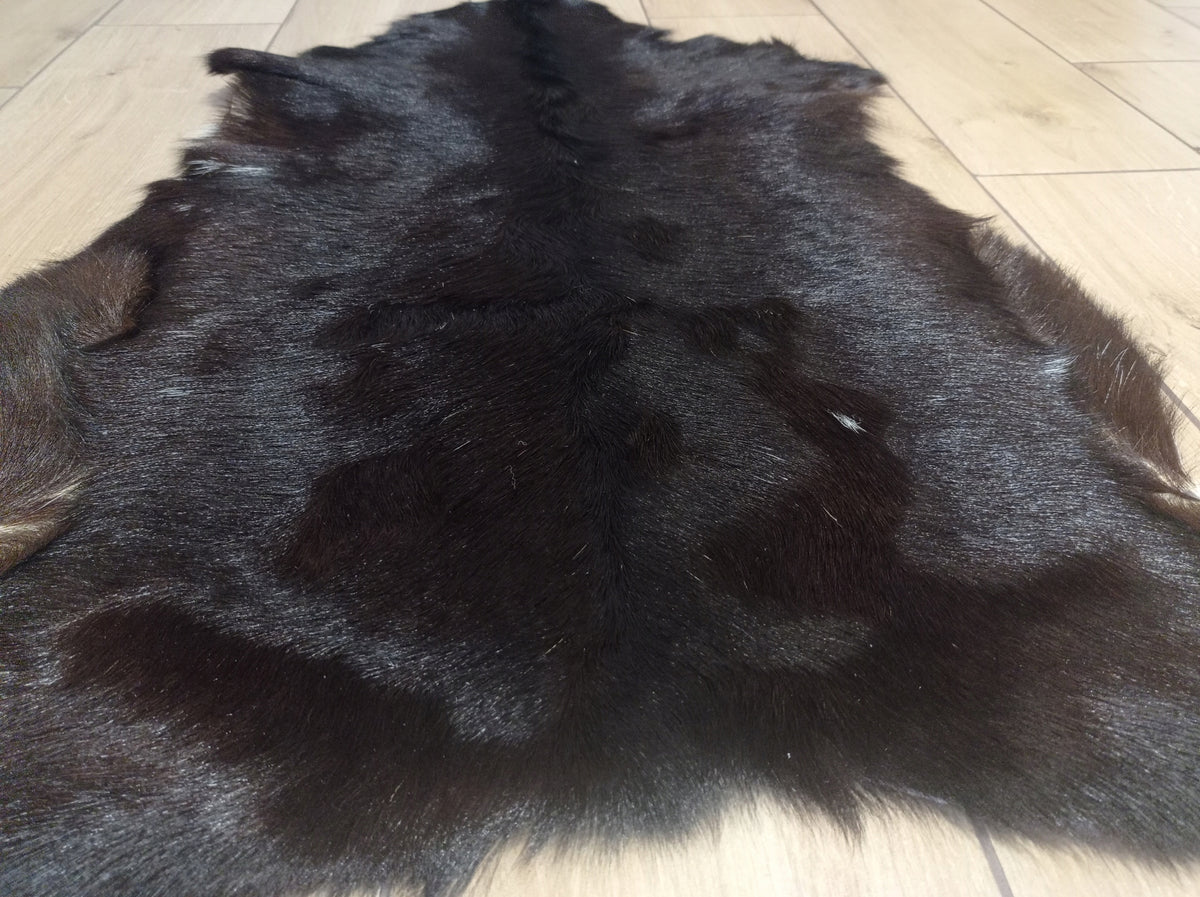 Goatskin Natural UNIQUE PATTERN Carpet Loft Dark Brown-Black 95x70cm Packaging status original
