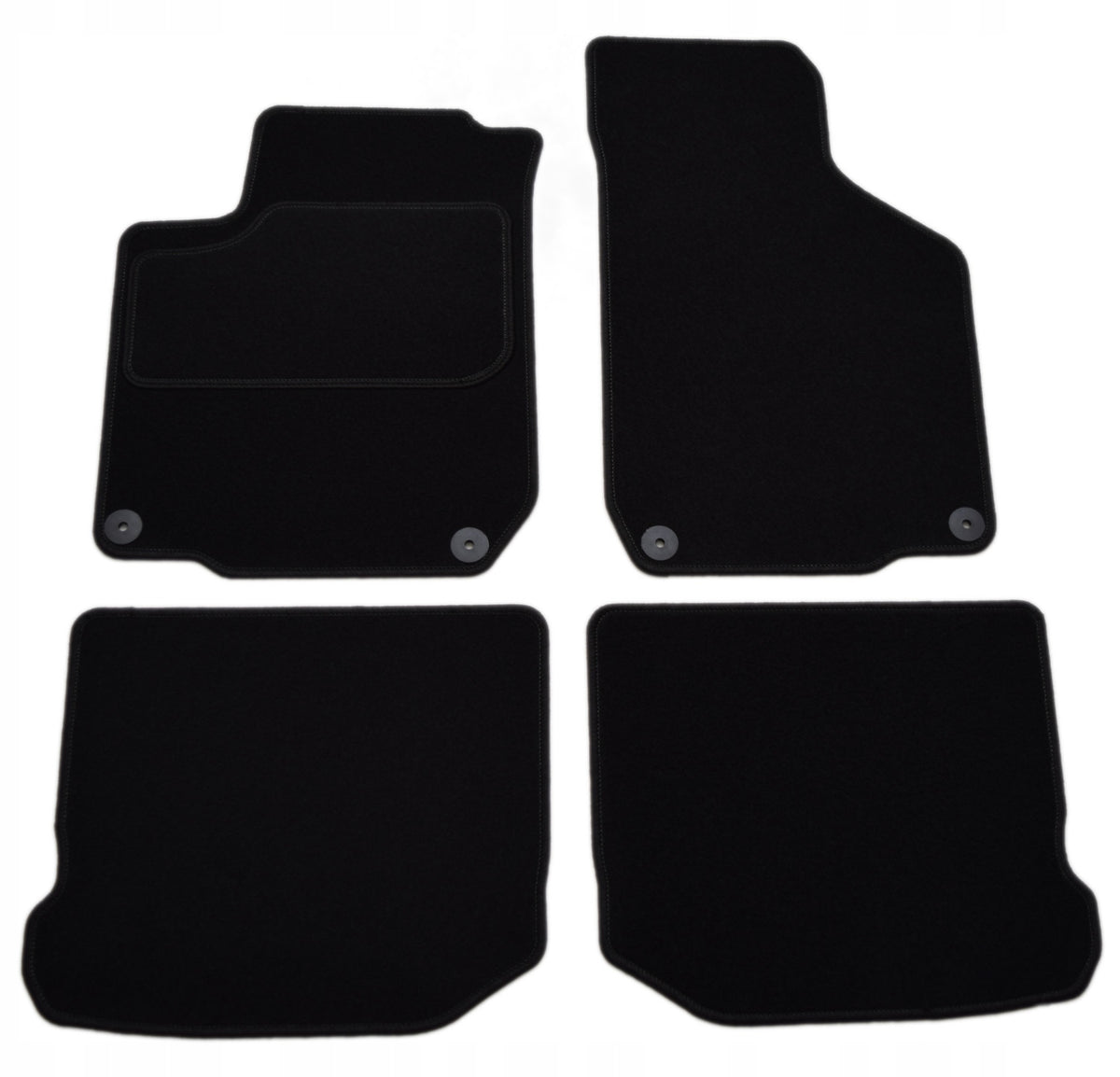 Golf IV 1998-2006r. Black Velour Rugs - Economy.