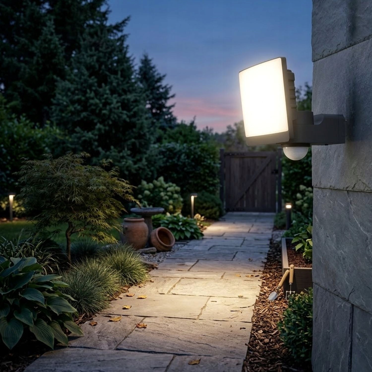 HALOGEN LED FLOODLIGHT WITH 30W SENSOR EFFICIENT MODERN ADJUSTABLE Brightness 3180 lm