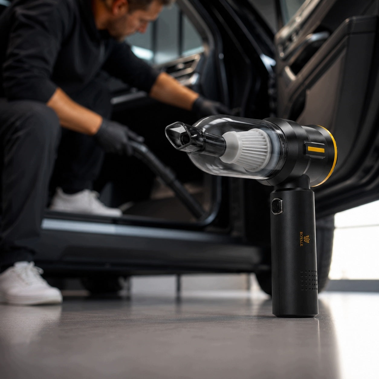 HANDHELD CAR VACUUM CLEANER CORDLESS BATTERY POWER ROYALE CM3000 Manufacturer code 10863