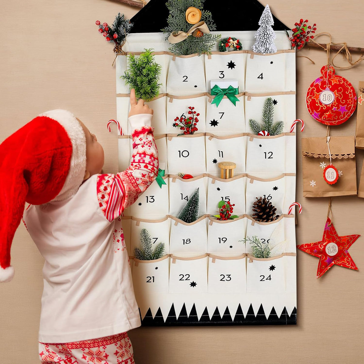 HANGING ADVENT CALENDAR SUSPENDED MATERIAL 24 DAYS COUNTDOWN 353 Brand no brand