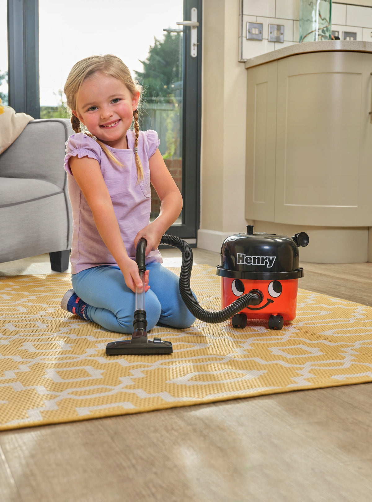 HENRY VACUUM CLEANER FOR CHILDREN RED SUCTION FUNCTION CASDON Brand Casdon