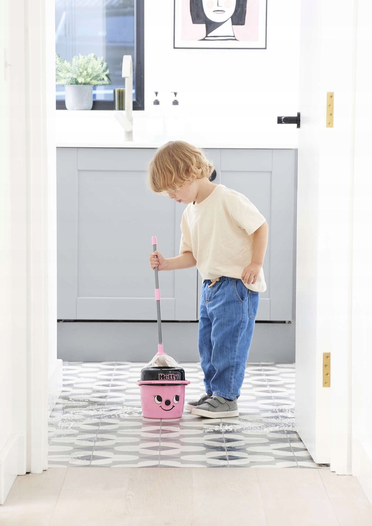 HETTY VACUUM CLEANER SET FOR KIDS AND MOP AND BUCKET CLEANING KIT Manufacturer code 72960 5904204240574
