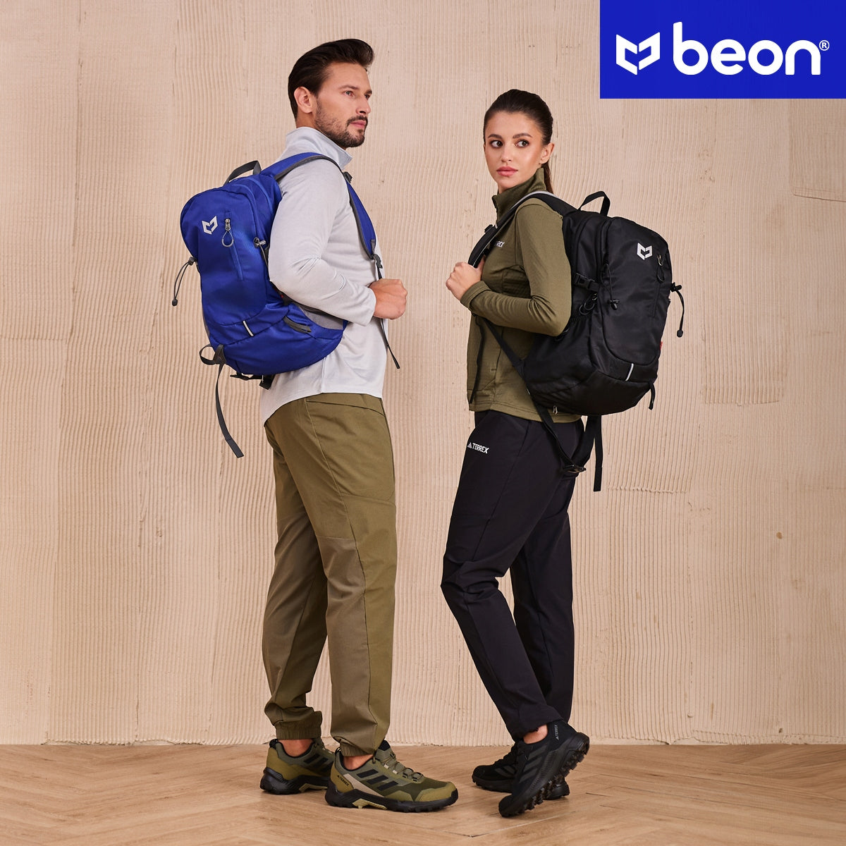 HIKING BACKPACK TREKKING MOUNTAIN IN THE MOUNTAINS 25L MEN'S WOMEN'S STRONG BLACK Brand Beon