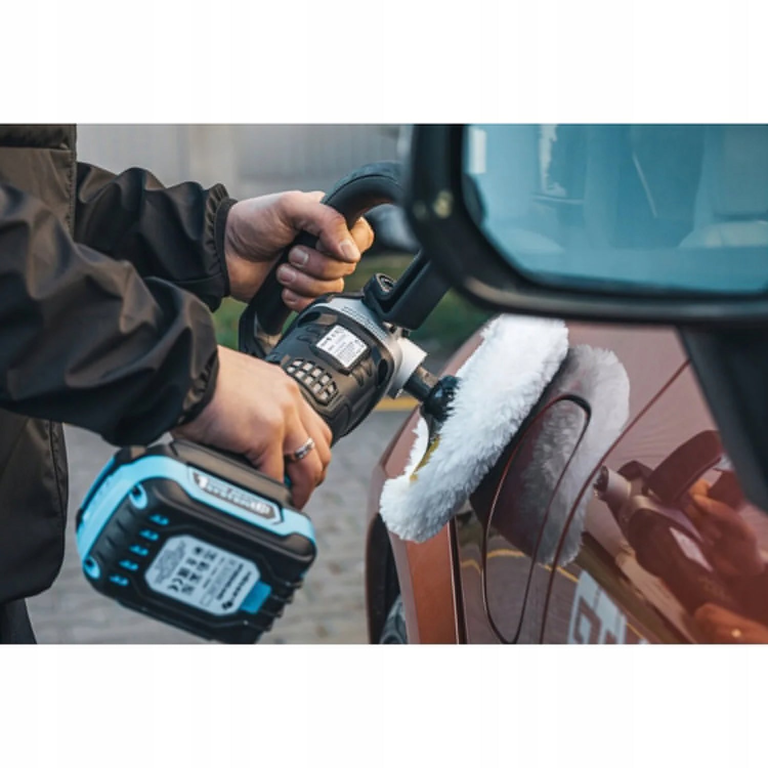HOGERT Cordless Brushless Polisher 18V 150mm HT2E267-0P Brand Hoegert Technik