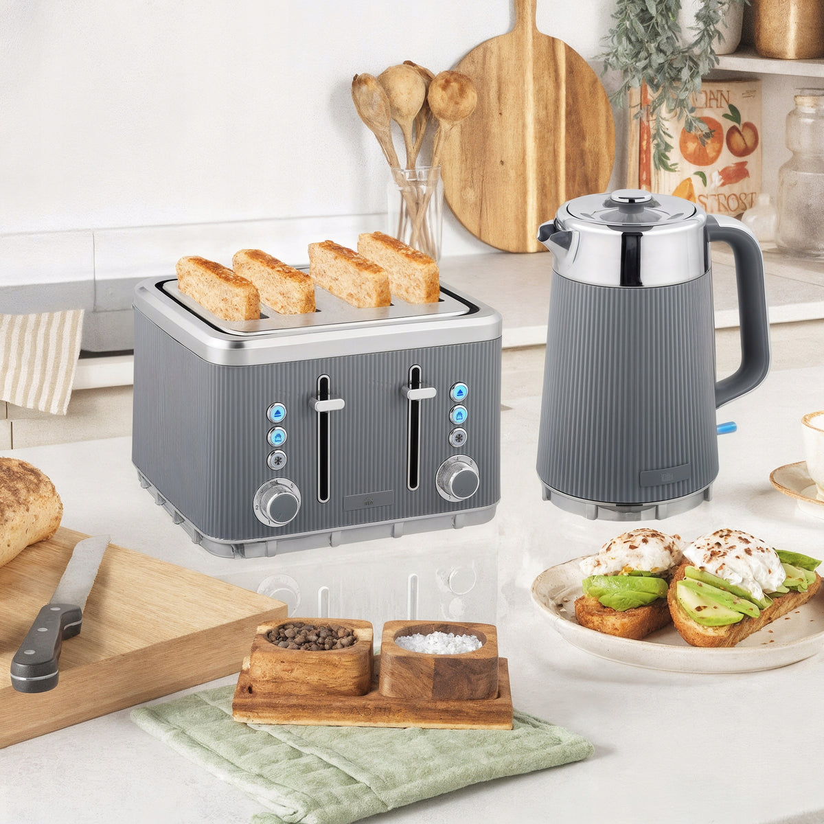 HOMCOM breakfast set: 1,7L kettle and toaster Brand Homcom
