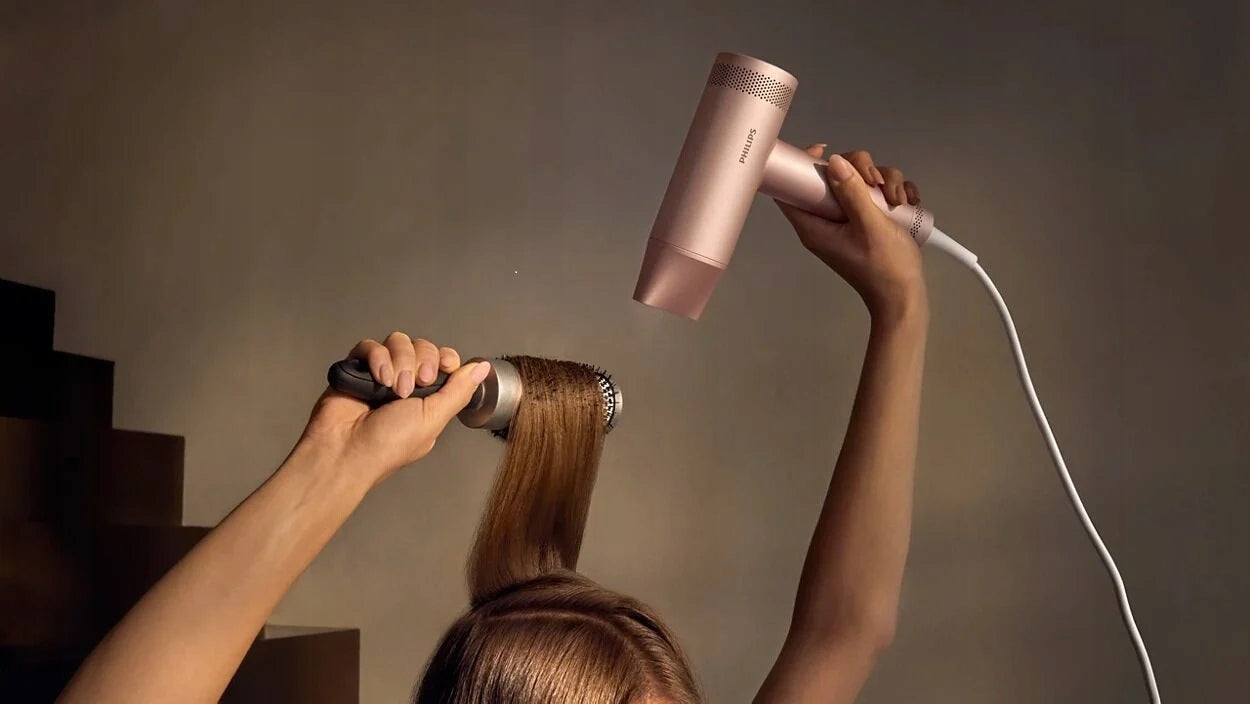 Hair Dryer Philips Series 8000 BHD837/10 1400W Ionization Diffuser Manufacturer code BHD837/10