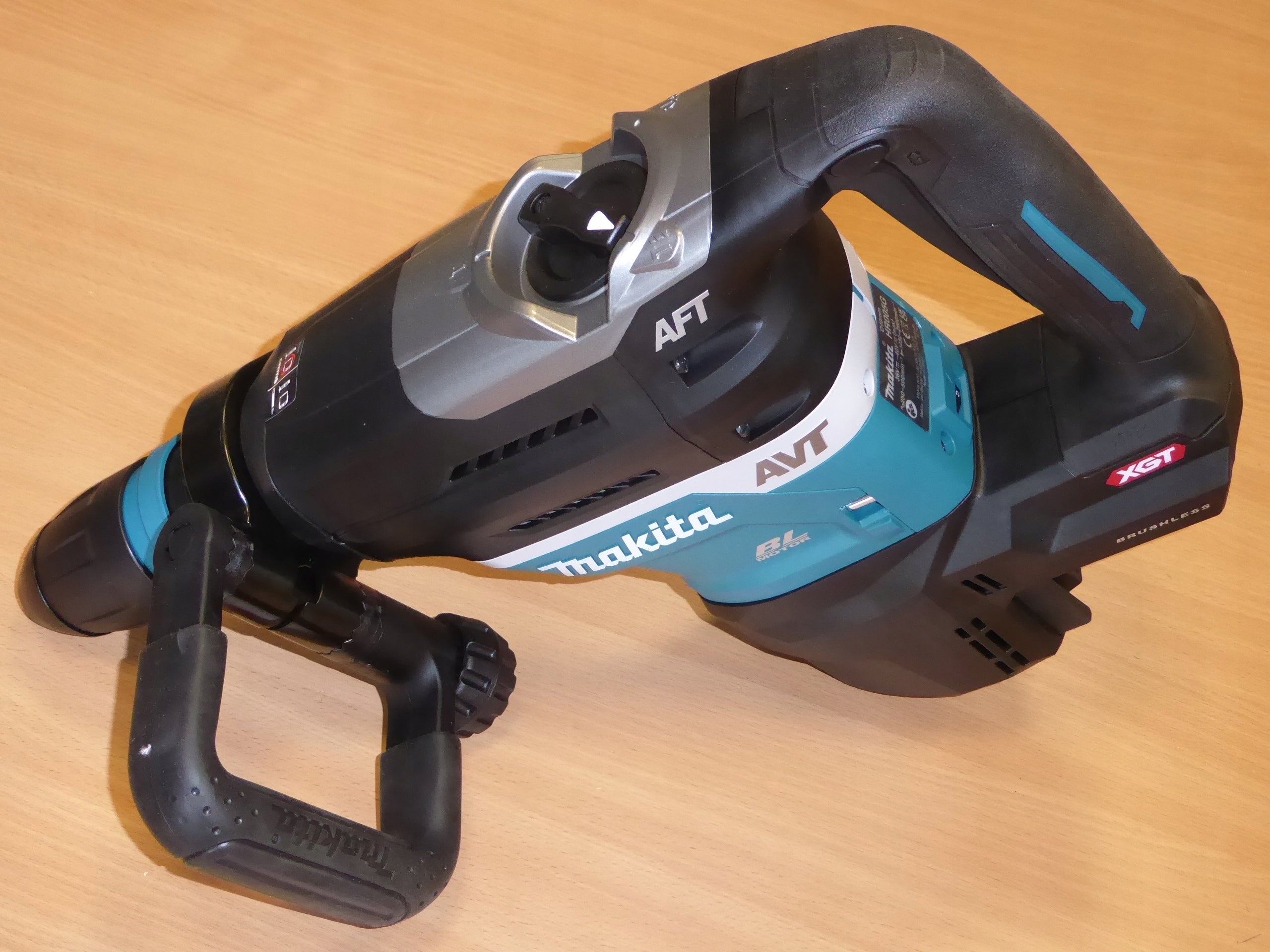 Hammer SDS-MAX 40 V max XGT AWS Makita HR005GZ01 Manufacturer code HR005GZ01