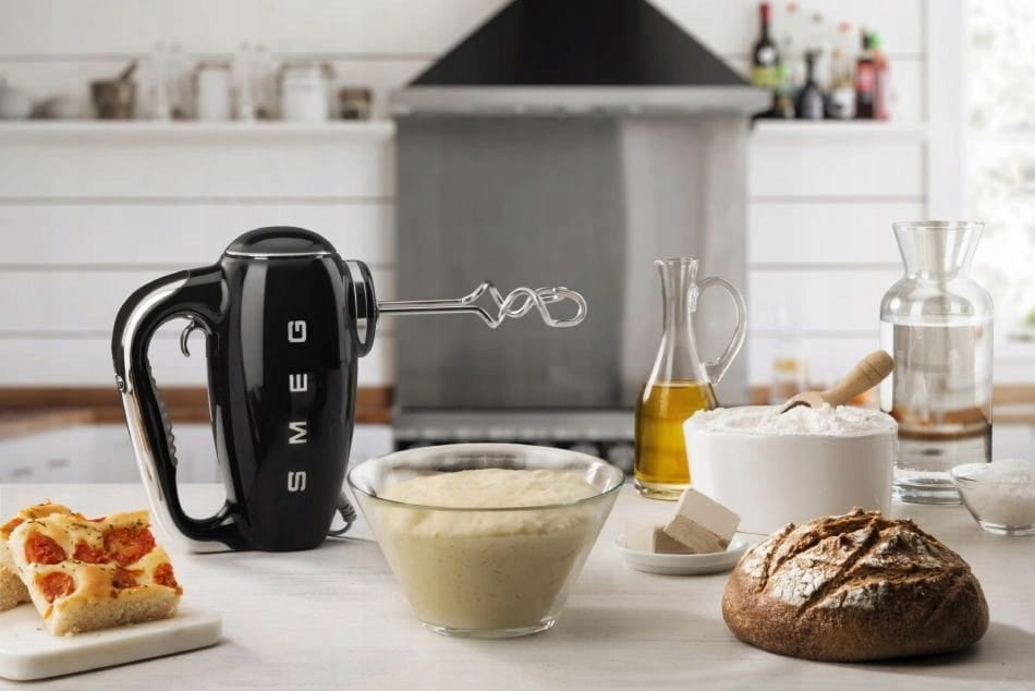 Hand Mixer Black 50'S Style Smeg HMF01BLEU Brand Smeg