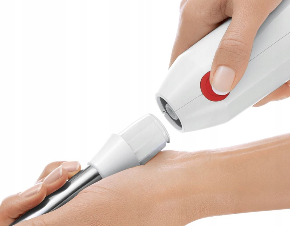 Hand blender Bosch MSM64110 450 W white Model MSM64110