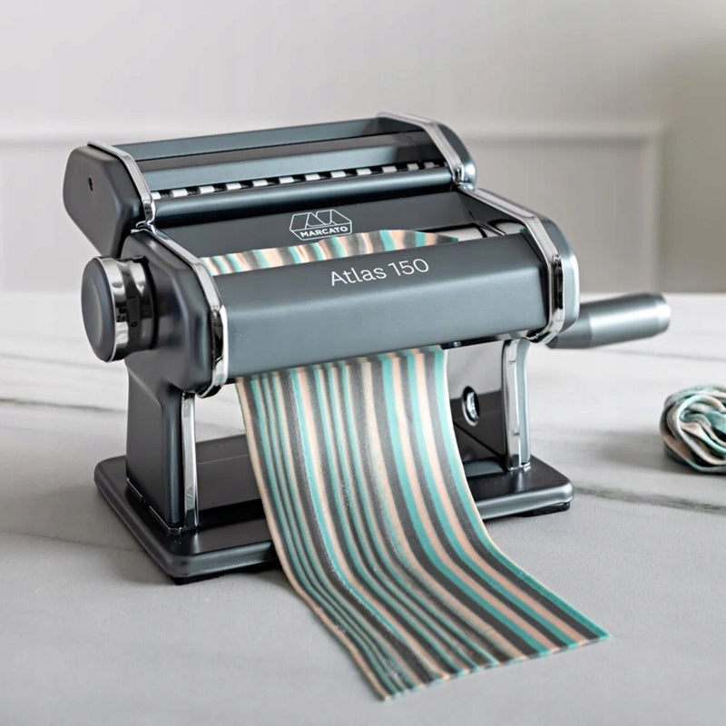 Hand machine for pasta and pastry Marcato ATLAS 150 DESIGN, Powder grey EAN (GTIN) 8000011008431