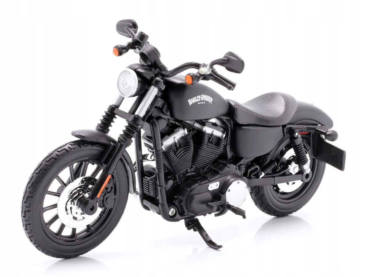 Harley-Davidson Sportster Iron 883 2014 Maisto 1:12 Model Motorcycle 32326