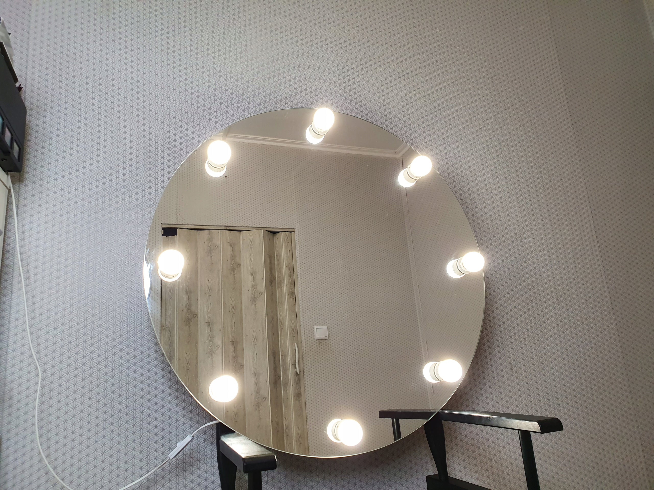Hollywood salon makeup mirror make up Brand no brand