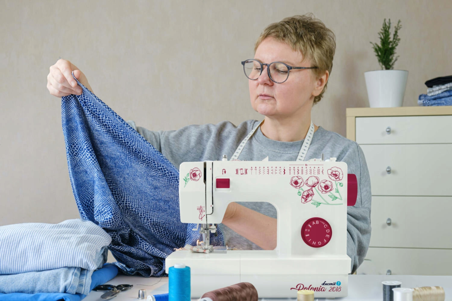 Home Mechanical Sewing Machine Straight Łucznik 2018 Polonia 22 stitches Brand Łucznik