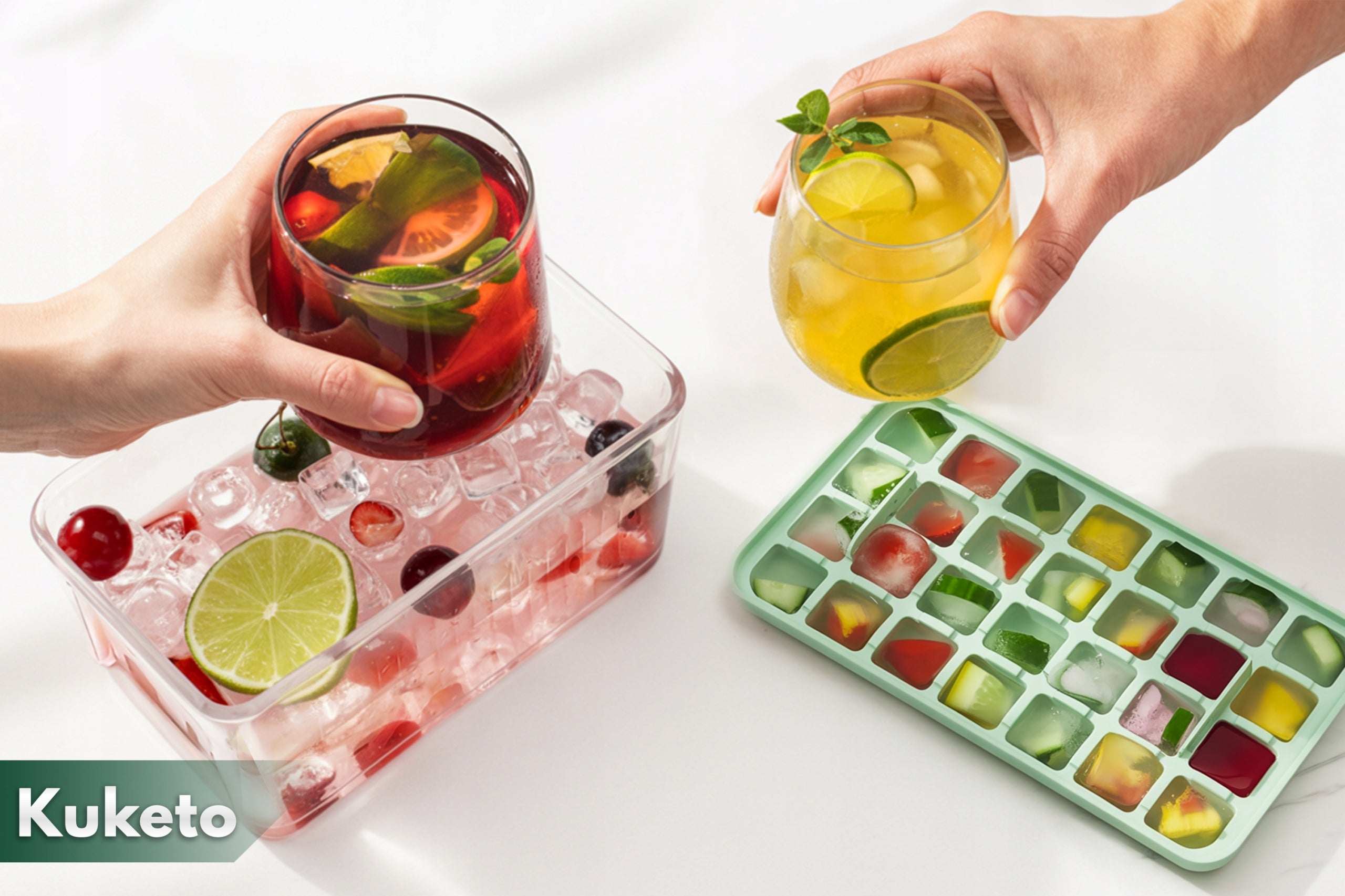 ICE MAKER 2x ICE MOLD ICE CONTAINER LARGE WITH CUBE LID 56 pcs. Manufacturer code FORMA CZEKOLADY PRALIN KOSTKARKA 56 KOSTEK