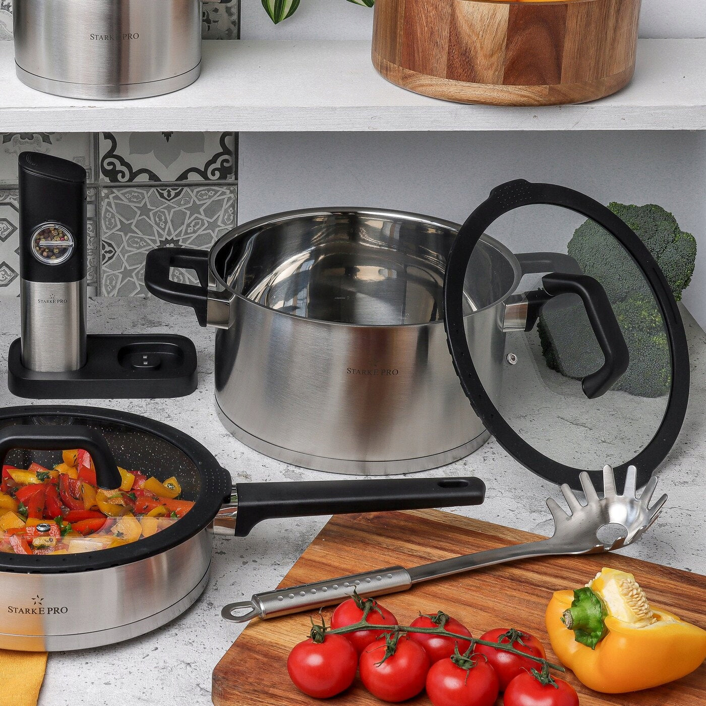INDUCTION POT with Lid STAINLESS STEEL Starke Pro Rigor 5,7l 24cm Packaging status original