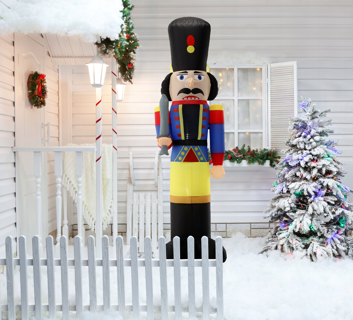 INFLATABLE NUTCRACKER LED 230 CM Manufacturer code SUN8709