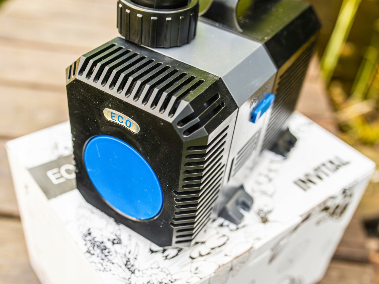 INVITAL ECO pump P-16000 16000 l/h 7,5m ceramic rotor, high water column Manufacturer INVITAL