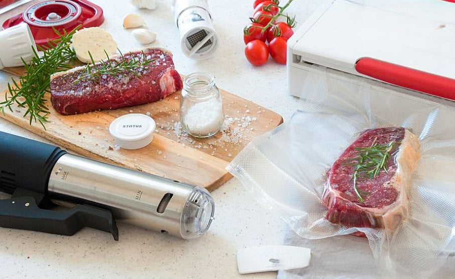 Immersion circulator for sous vide Status SVC100 Packaging status original