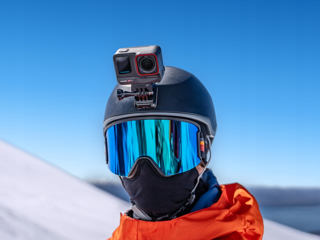 Insta360 Ace Pro Sports Camera Packaging status original