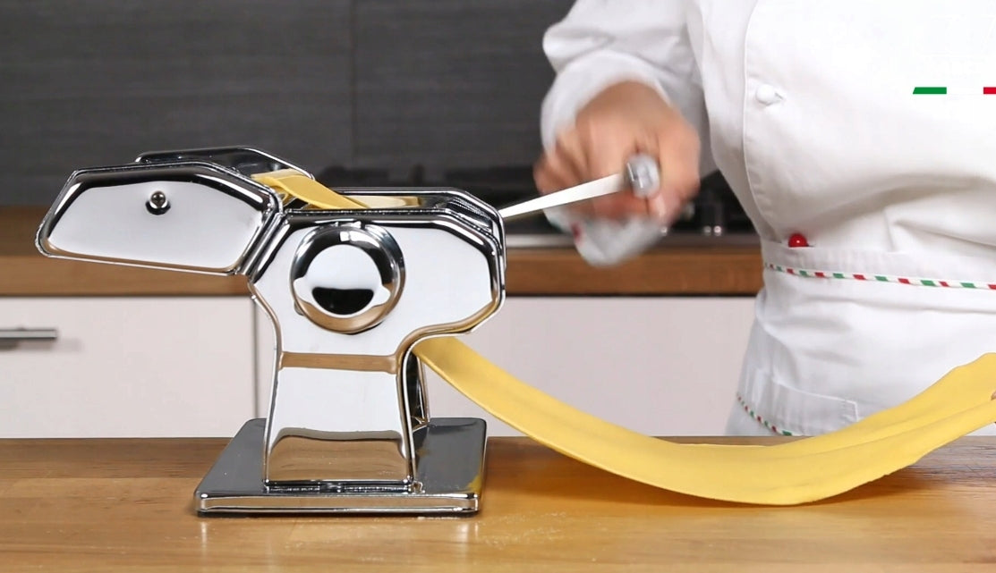 Italian pasta and rolling machine Marcato Atlas 150 NEW Model AT-150-CLS