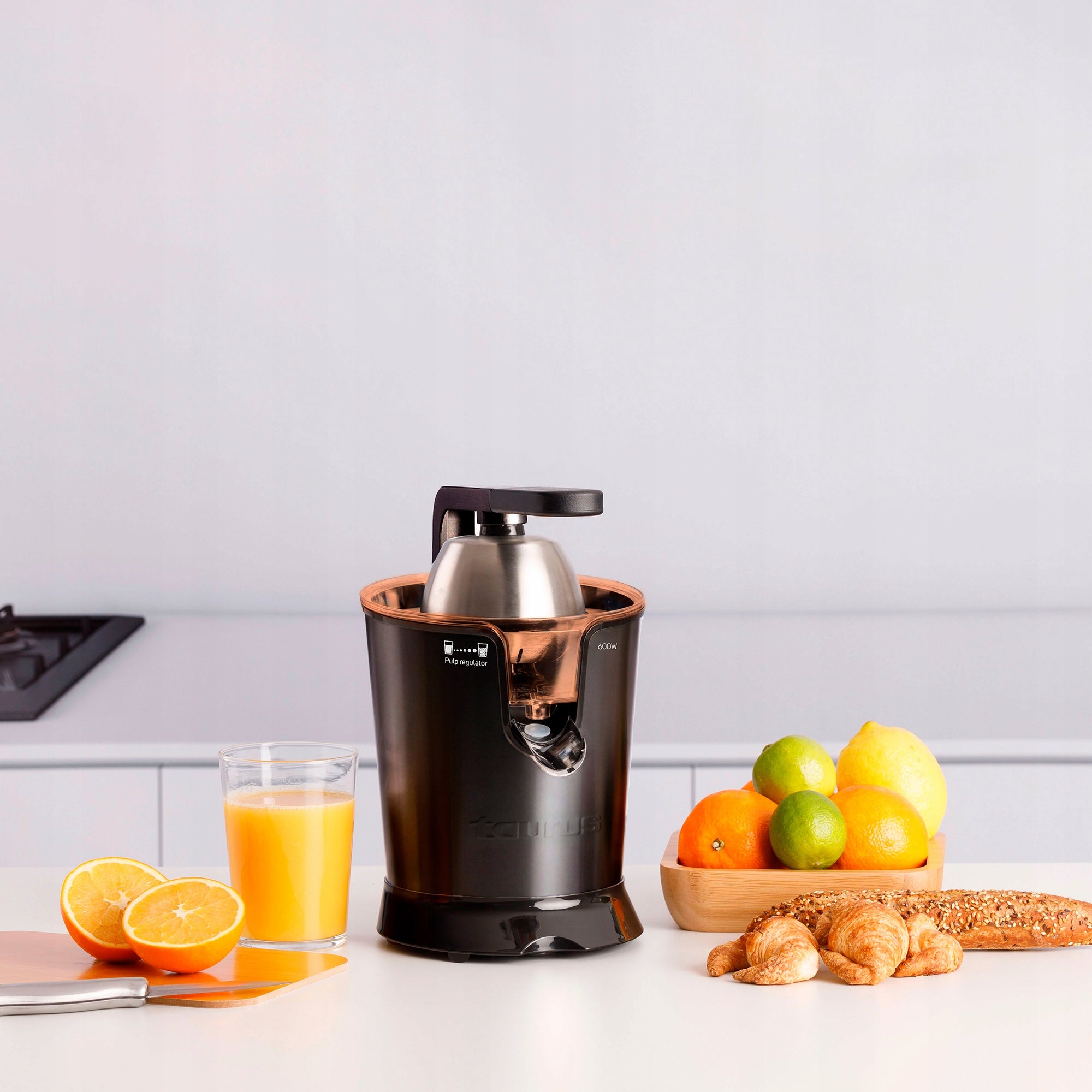 JUICE FRUIT CITRUS JUICER STAINLESS STEEL Taurus Easy Press 600W Brand Taurus