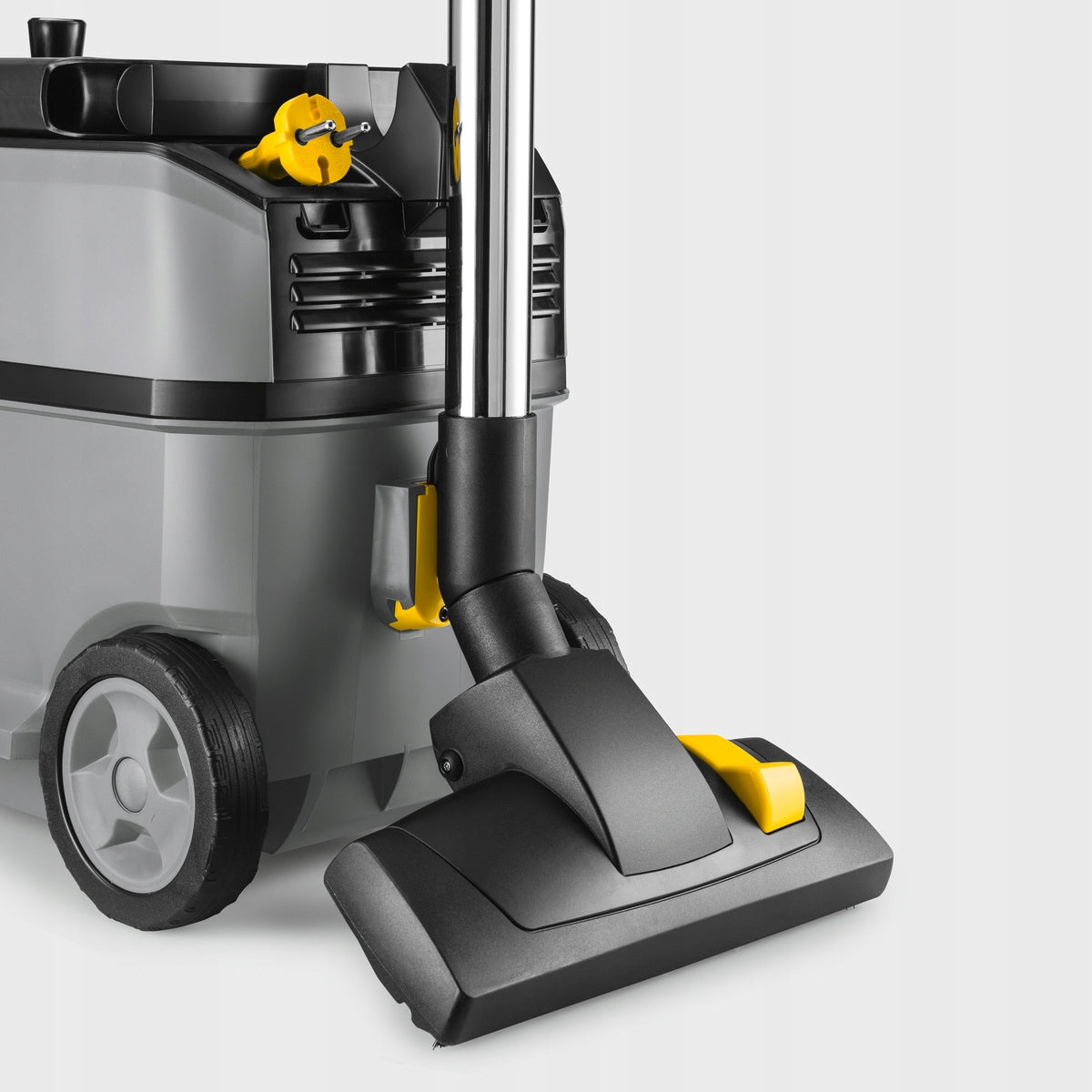 KARCHER T 10/1 INDUSTRIAL PROFESSIONAL VACUUM CLEANER FOR COMPANY POWERFUL SET Model T 10/1