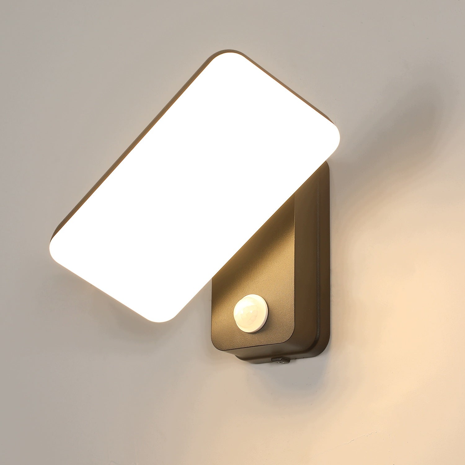 KINKIET ZEWNETRZNY CZARNA LAMPA SCIENNA LED Z CZUJNIKIEM RUCHU 3000K IP65 Packaging status original