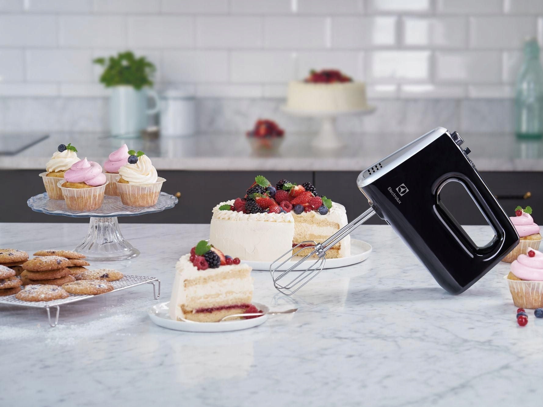 KITCHEN MIXER ELECTROLUX EHM3310 LOVE YOUR DAY BLACK 450W Manufacturer code 7332543594221