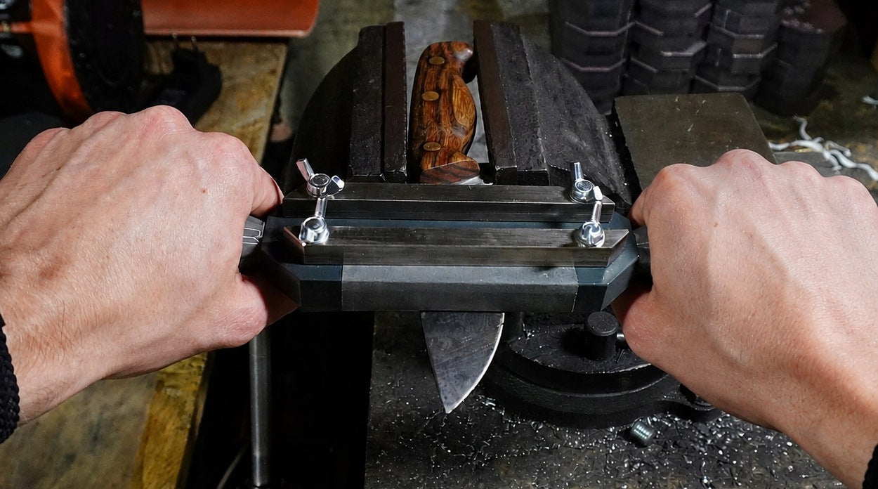 KNIFEMAKING JIG tool for polishing knife blanks Packaging status original