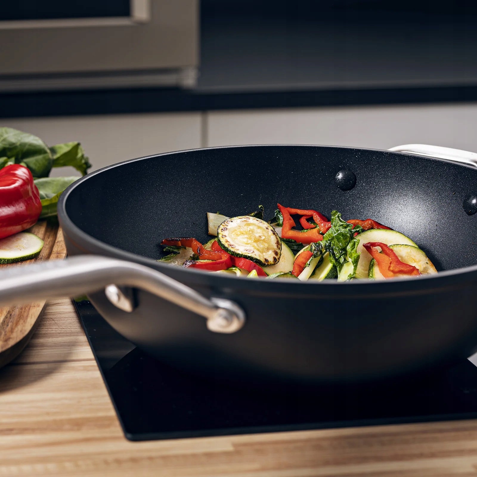 KitchenAid Forged Hardened Wok Large Deep Pan 30cm Nonstick Brand KitchenAid
