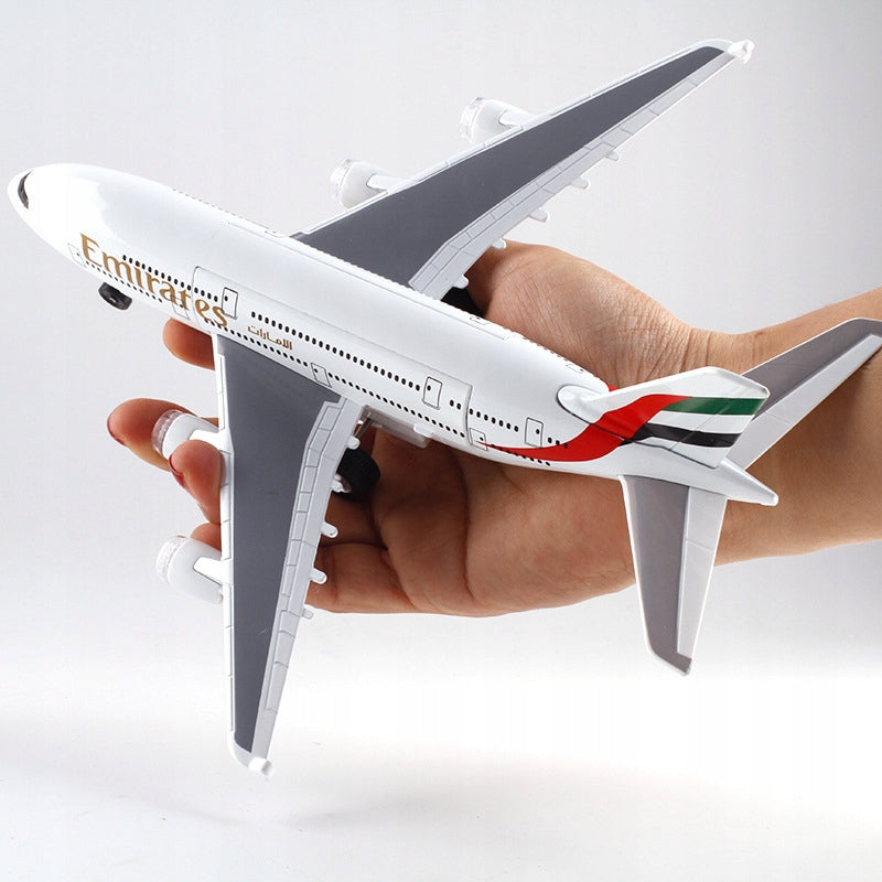 LARGE PASSENGER AIRCRAFT EMIRATES AIRBUS A380 METAL MODEL SOUND LIGHT Packaging status original