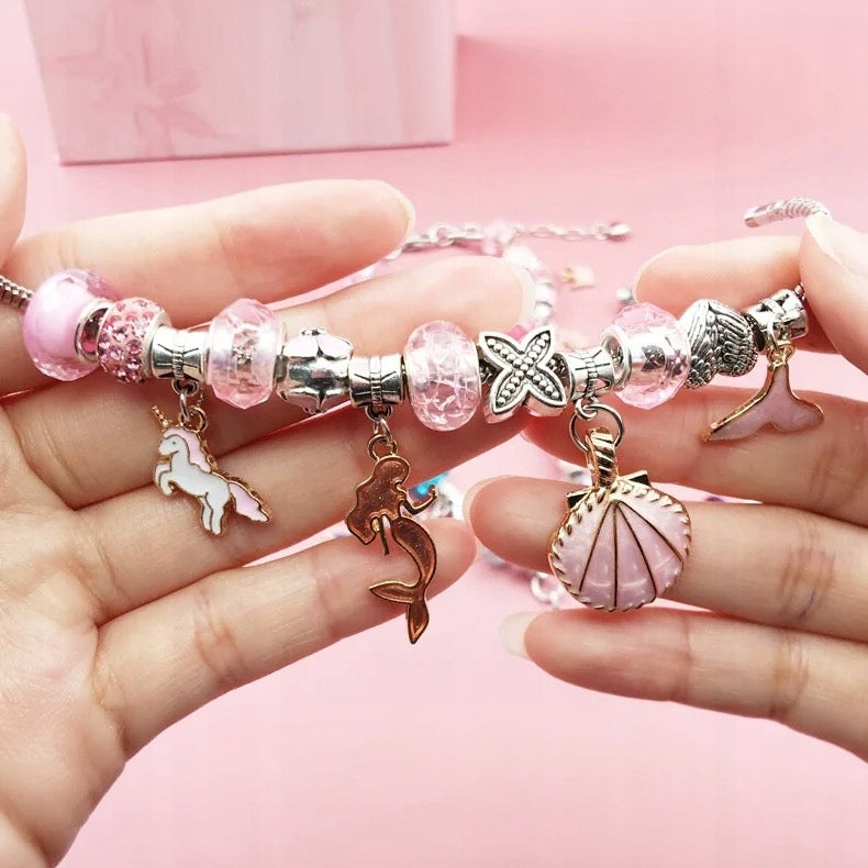 LARGE SET FOR MAKING BRACELETS AND NECKLACES CHARMS CASKET BEADS Brand NawiToys