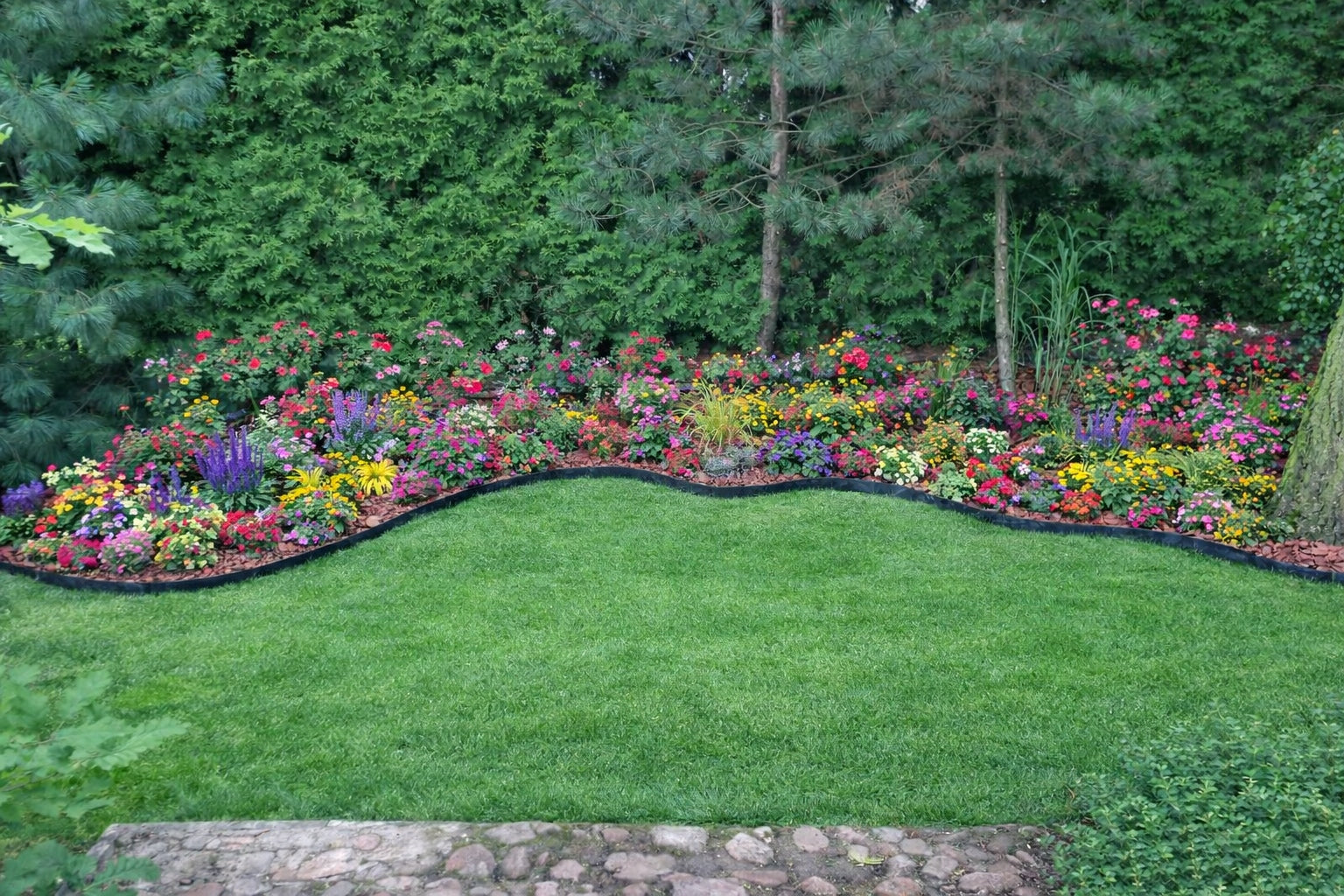 LAWN GARDEN EDGING 7,8CM 20m + 60 ANCHORS Freebie Color black