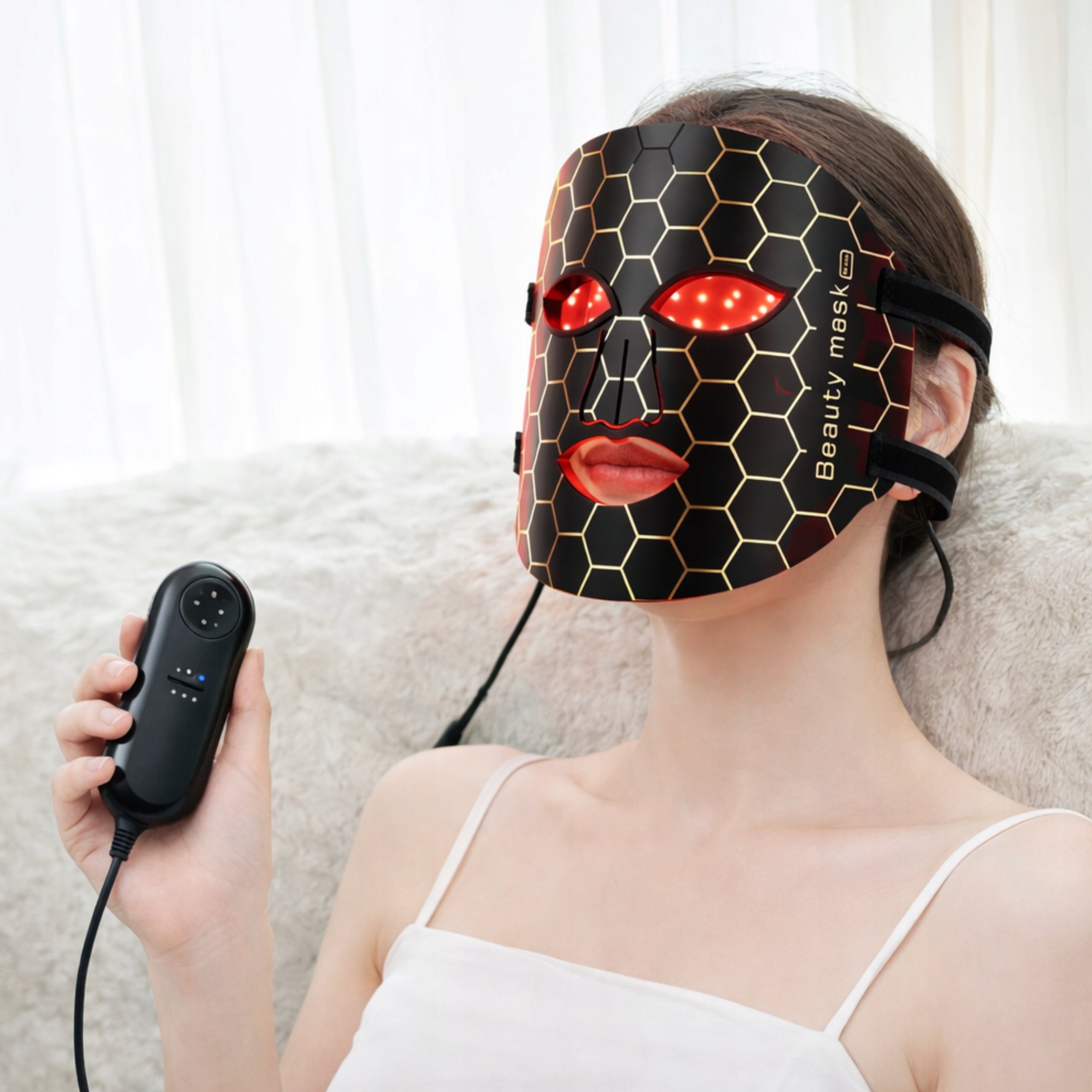 LED Face Mask 7 Colors Photon Light 96 LED USB-C Medical device no