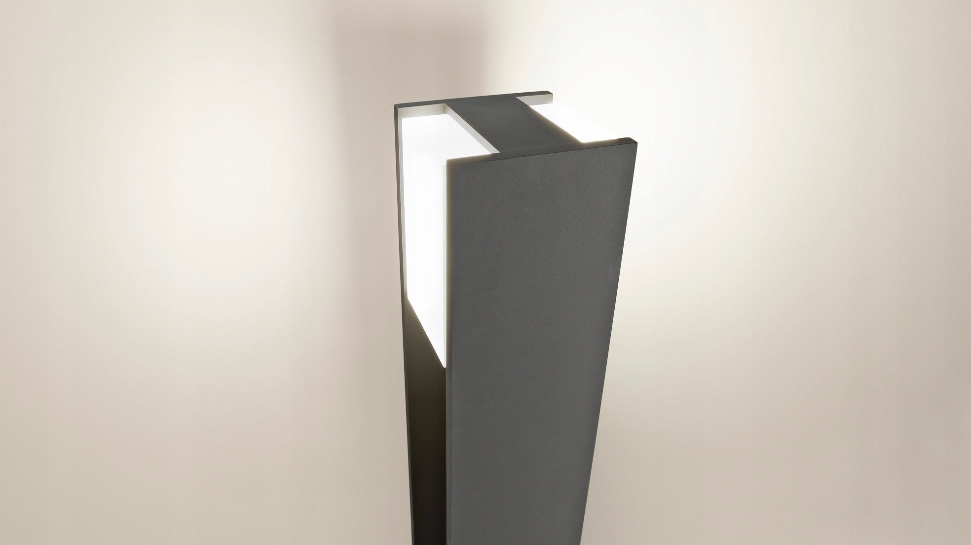 LED Garden Lamp Outdoor PHILIPS BRIDGE E27 IP44 STANDING POST 40cm Product height 40 cm