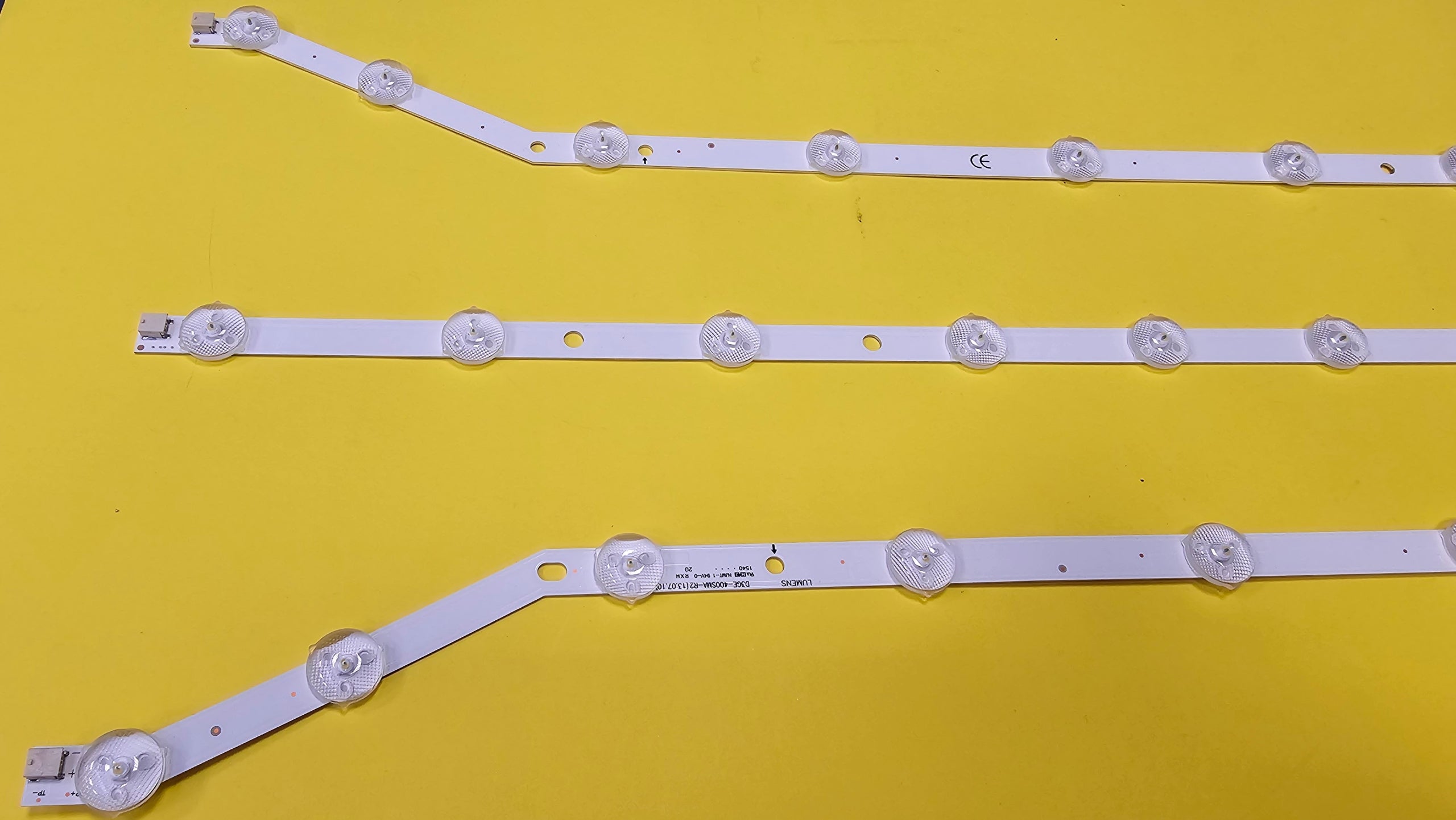 LED STRIPS BACKLIGHT SAMSUNG UE40H6203 D3GE-400SMB--R3 D3GE-400SMA--R3 Manufacturer no brand