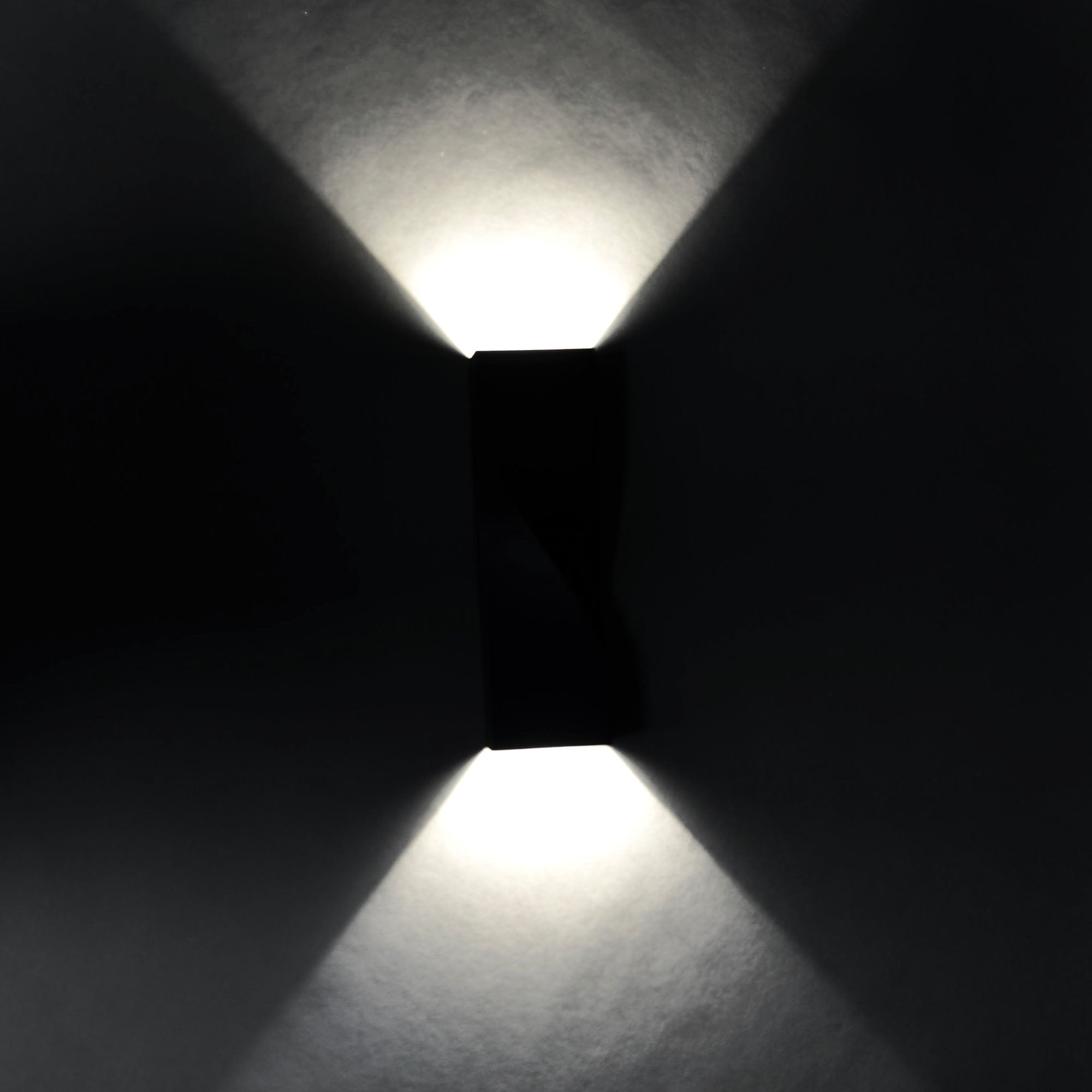 LED Wall Sconce 11W Silver Facade Decorative 4000K IP44 Up/Down Batteries included no