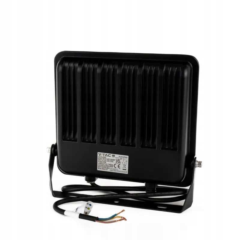LED floodlight V-TAC CREE CHIP 100W 135lm/W cable 1m IP65 4000K 11480lm Manufacturer code SKU 232186