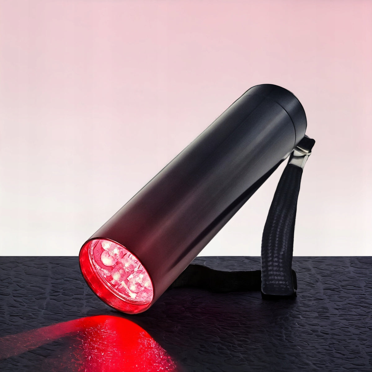 LED svítilna pro terapii červeným světlem 670nm - 680nm