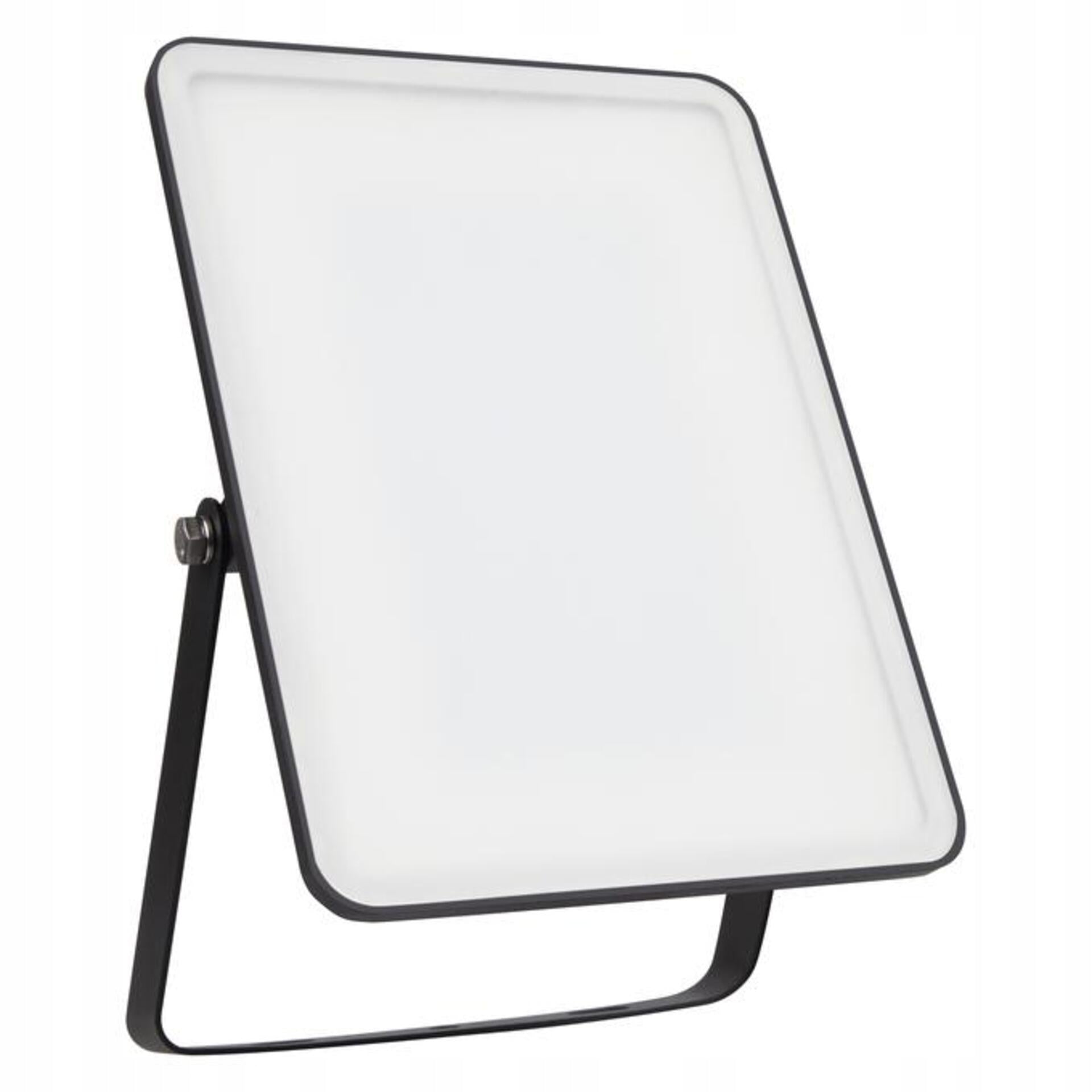 LEDVANCE LED reflektor Essential 50 W 4000 K 220-240 V IP65