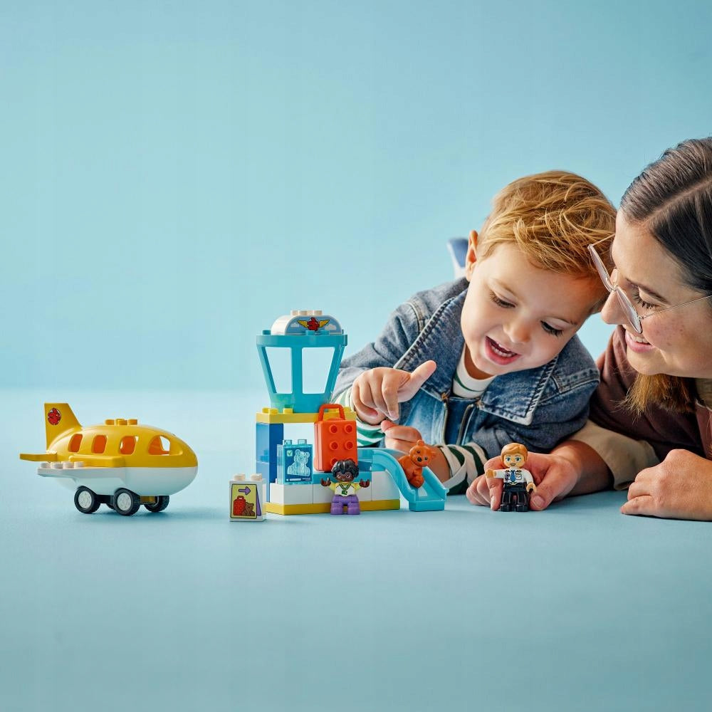 LEGO 10443 DUPLO First Time at the Airport Product weight with unit packaging 0.537 kg