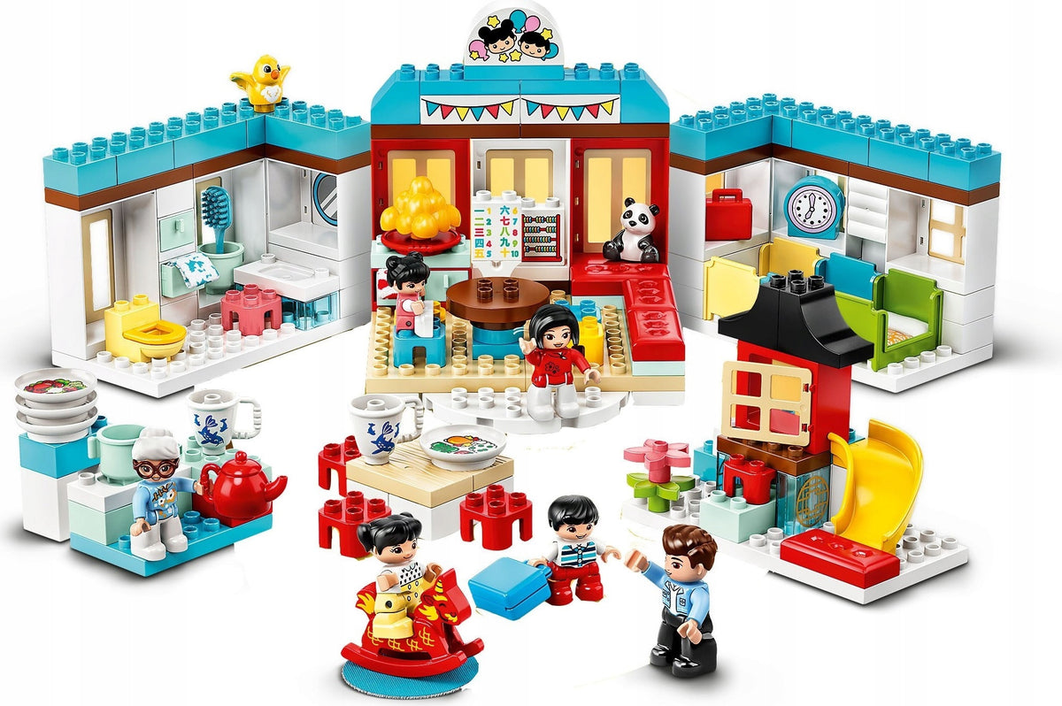 LEGO 10943 Duplo - Happy childhood moments Product number 10943